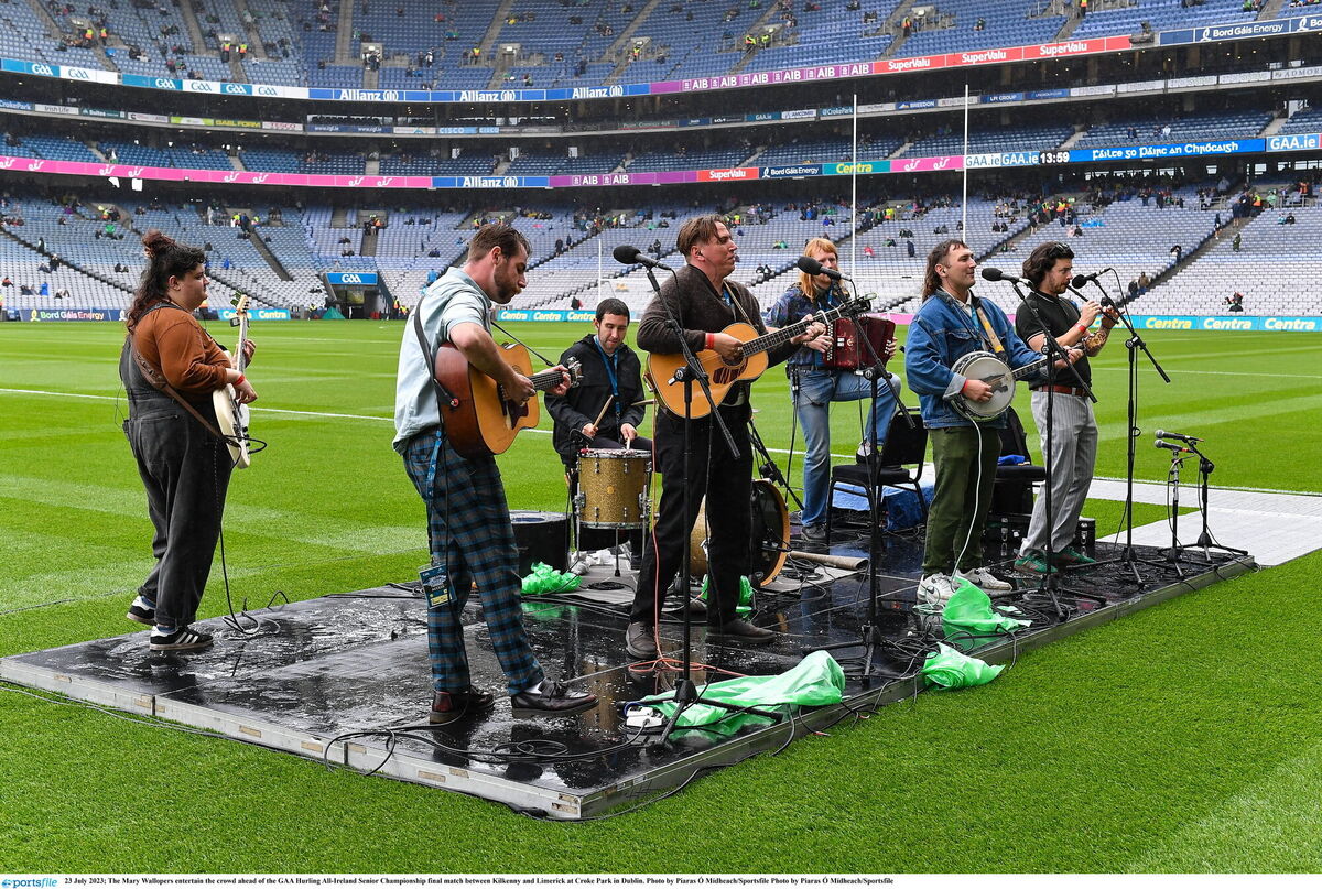 The Mary Wallopers entertain the crowd. Picture: Piaras Ó Mídheach/Sportsfile The Mary Wallopers entertain the crowd. Picture: Piaras Ó Mídheach/Sportsfile