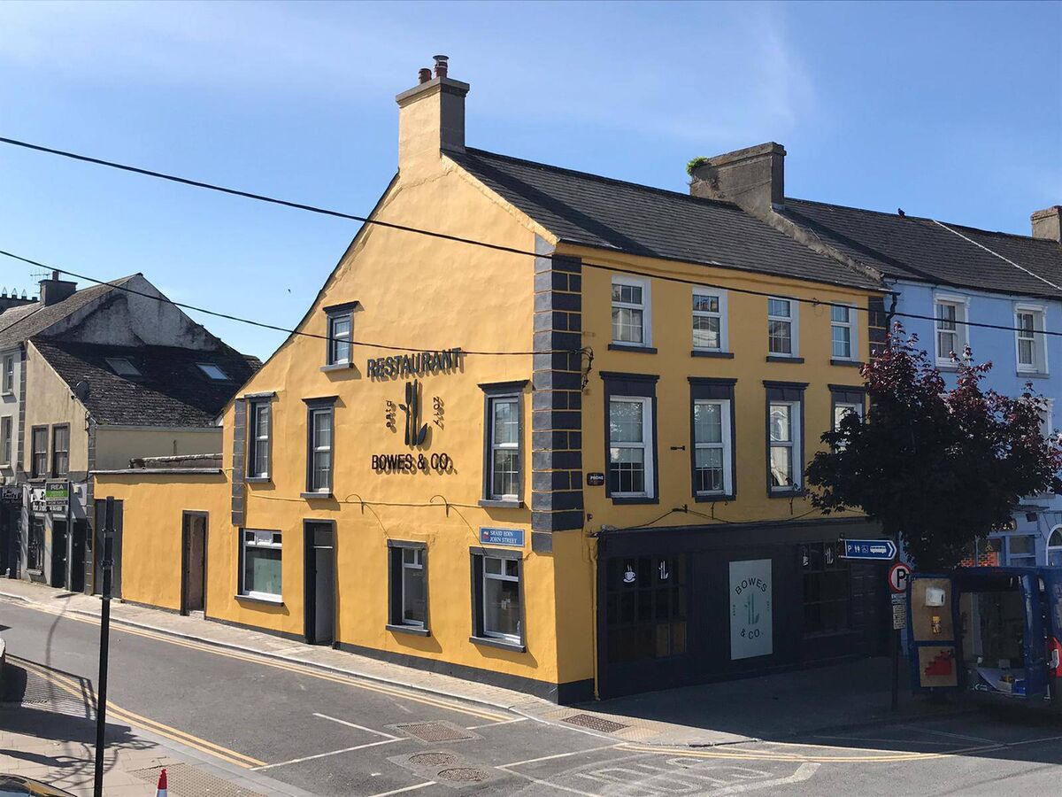 Bowes & Co., Cashel Bowes & Co., Cashel