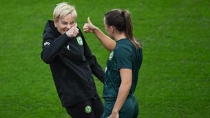 <p>THUMBS UP: Manager Vera Pauw and Katie McCabe during a Republic of Ireland training session at Meakin Park in Brisbane. Pic: Stephen McCarthy/Sportsfile</p>