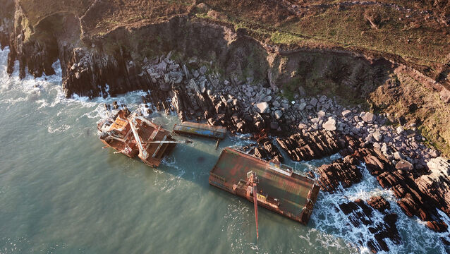 River shipwreck once a beacon for safe passage