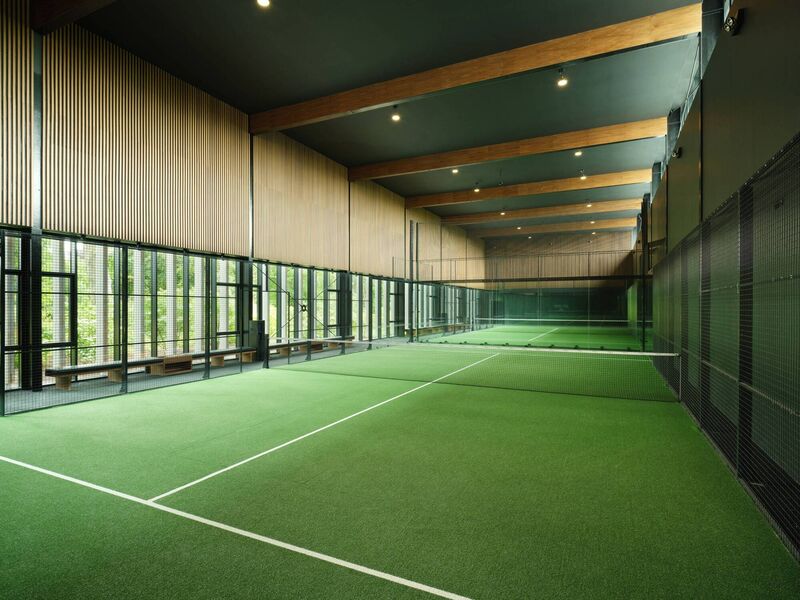 Adare Manor padel court