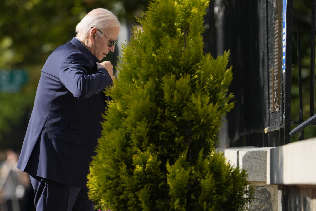 It is absolutely essential that President Joe Biden is seen as a strong and outspoken advocate for his own cause. Photo: AP/Manuel Balce Ceneta