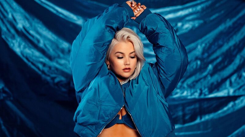 Aimée: ‘I thought that I would have to be size zero to be successful’