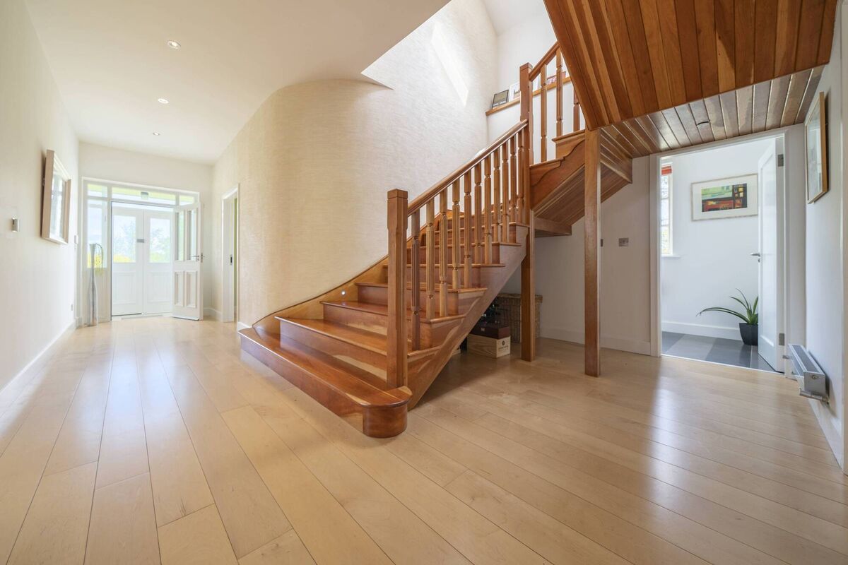 Hall with chestnut timber staircase