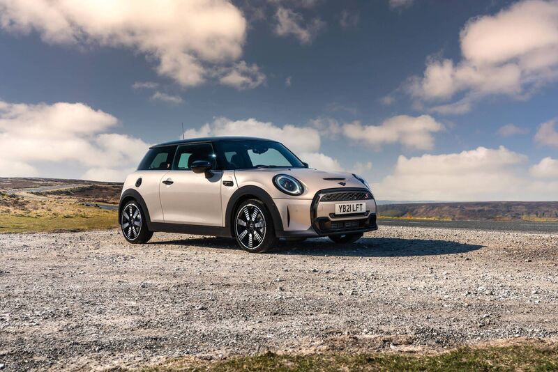 Mini’s Hatch is cool to look at and great fun to drive. Mini’s Hatch is cool to look at and great fun to drive.