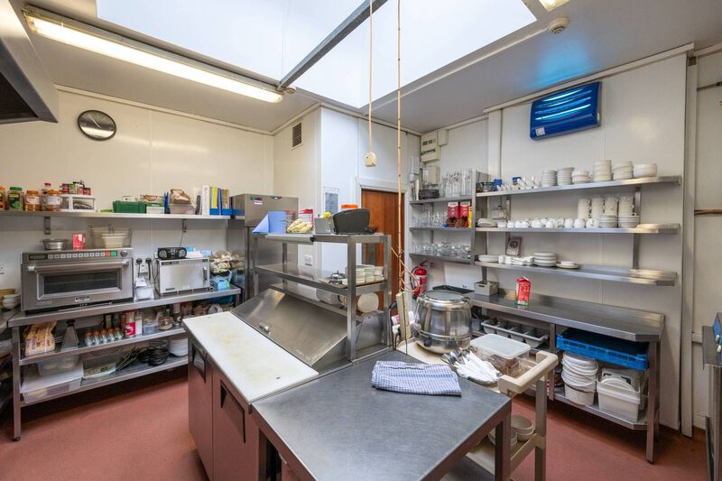 Commercial kitchen