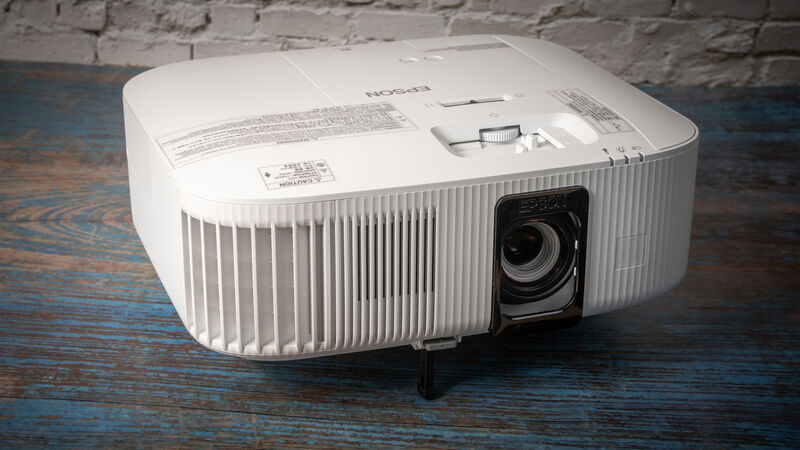 Epson EH-TW6250 4K PRO-UHD Projector: Impressive performance and