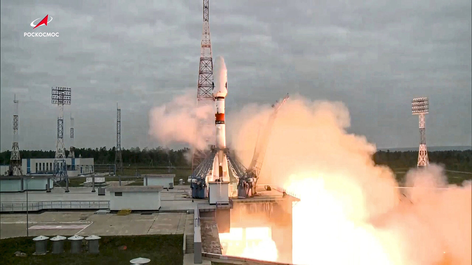 Russian space agency’s Luna-25 spacecraft crashes into moon