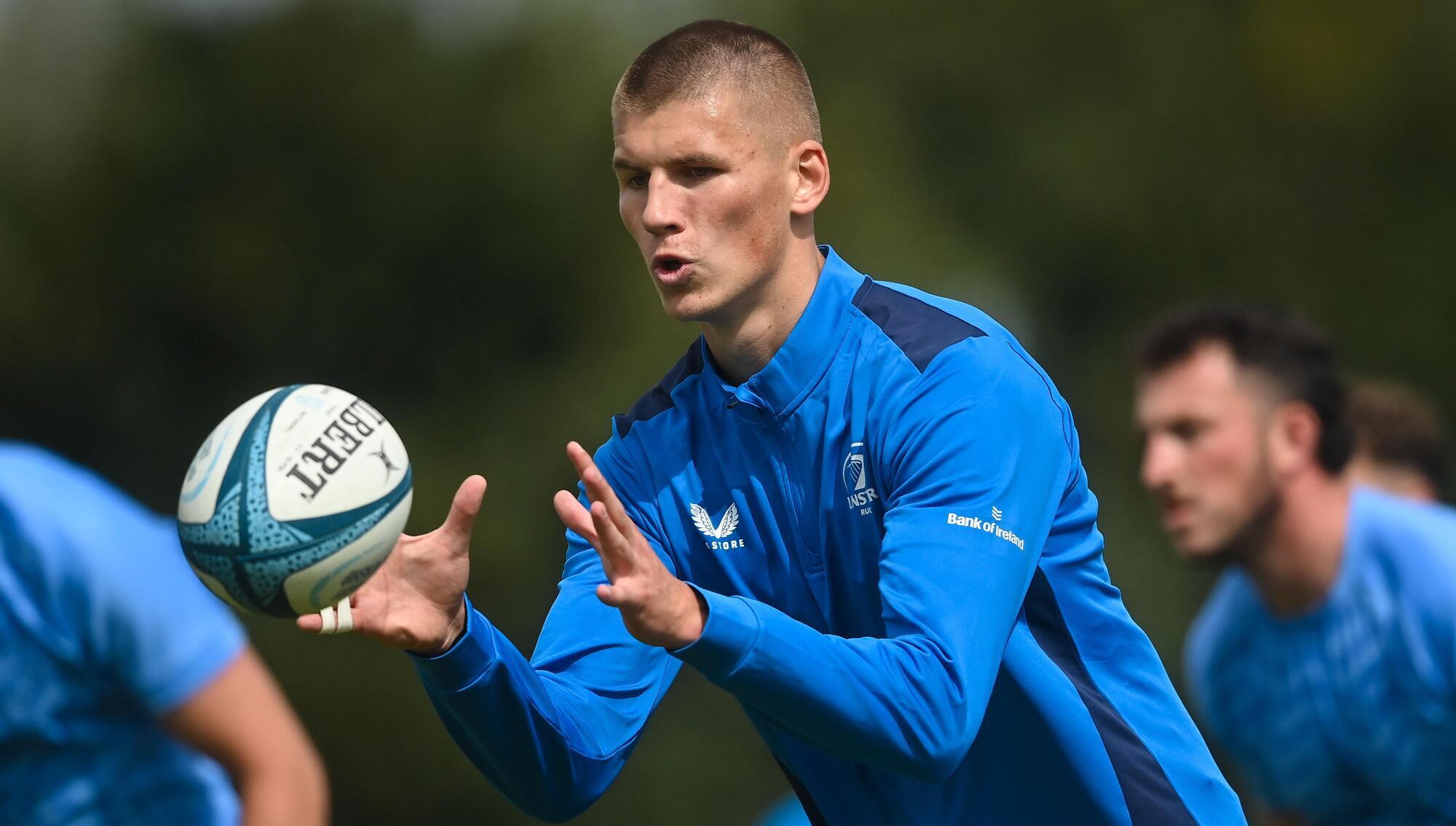 Ireland U20 star Sam Prendergast promoted to Leinster senior squad