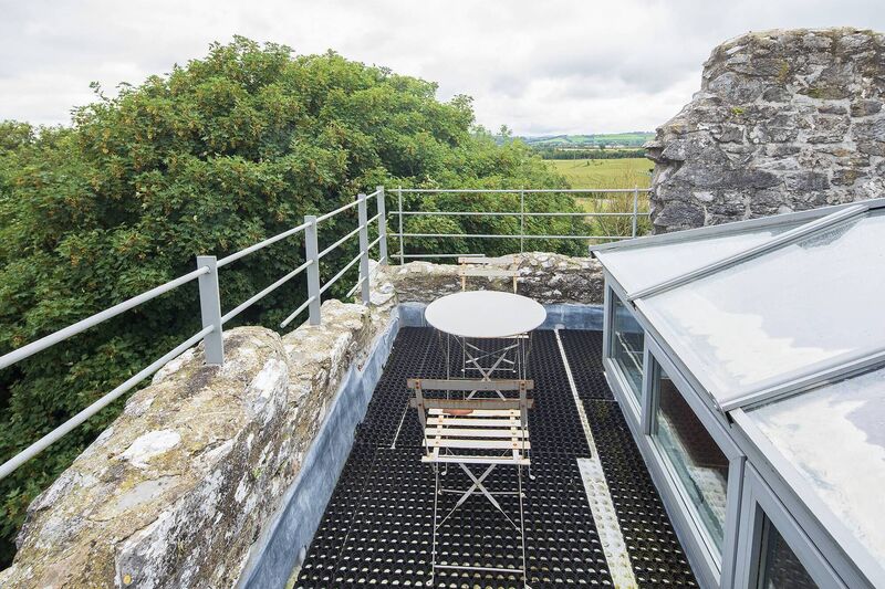 Rooftop dining?