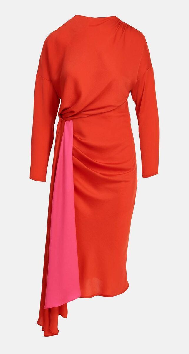 ‘Estelle’ dress, Essential Antwerp, €265 ‘Estelle’ dress, Essential Antwerp, €265