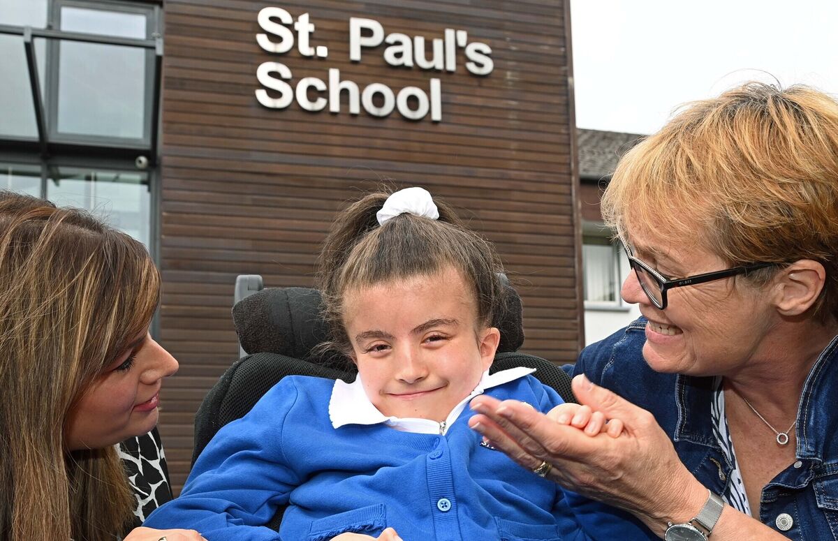 Leah Forde with her mother Michelle (left) and Anne Hartnett, principal, on her return to school after an absence of nearly a year at St Paul's School in Cork. Picture: Denis Minihane Leah Forde with her mother Michelle (left) and Anne Hartnett, principal, on her return to school after an absence of nearly a year at St Paul's School in Cork. Picture: Denis Minihane