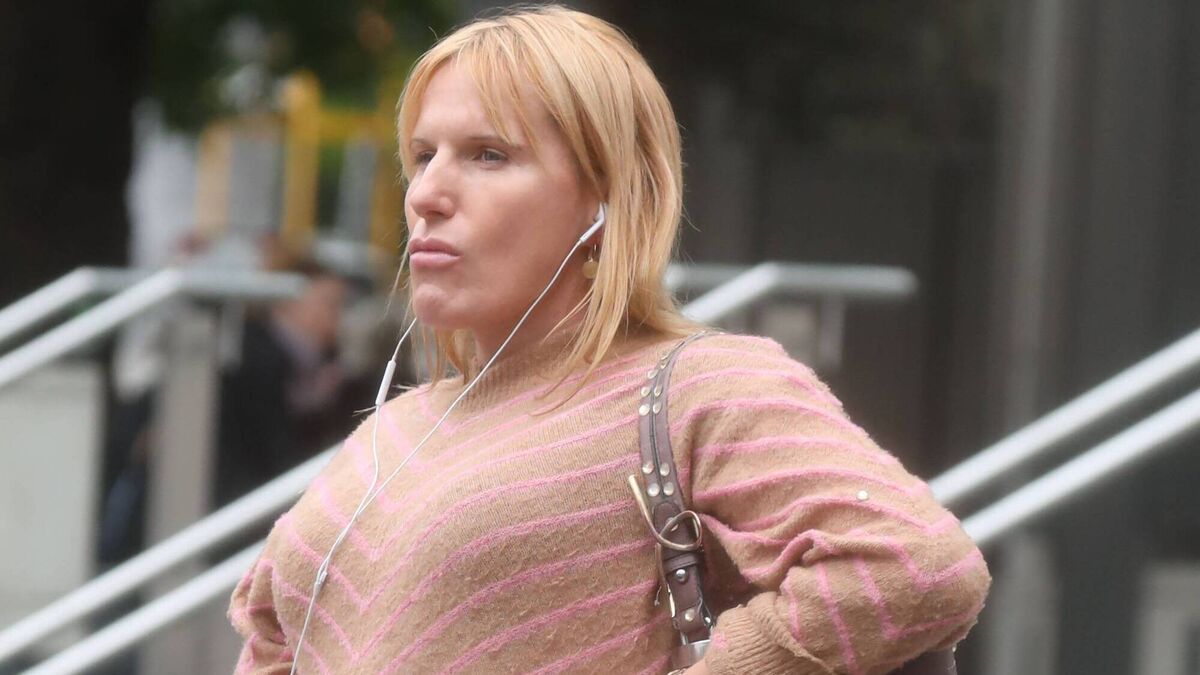 No jail for hairdresser who pulled clumps of hair in attack on homeless woman - Vimarsana News