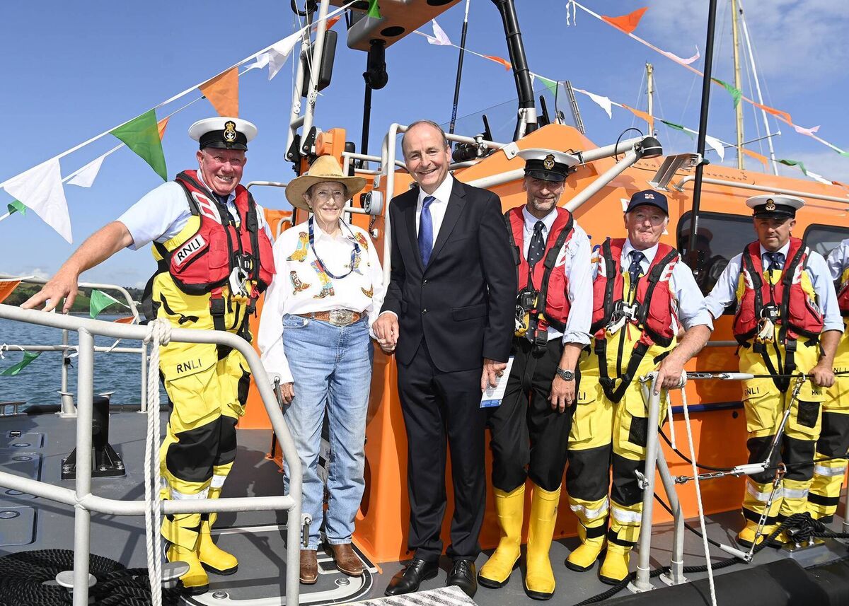 Val Adnams from Idaho  with  Mark Gannon (coxswain), An Tánaiste Michéal Martin, Stewart Russell (mechanic) and crew members Conor Dullea and Tadhg McCarthy. Picture: Martin Walsh.
