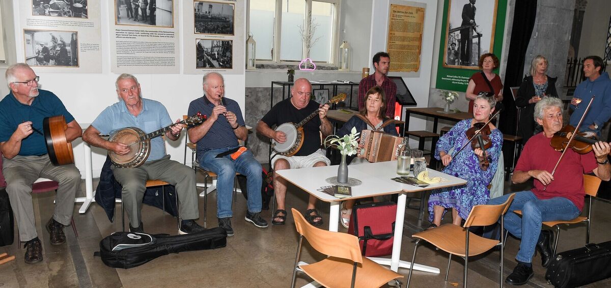  Musicians entertaining those attending the launch of Cork Folk Festival.Picture: David Keane.