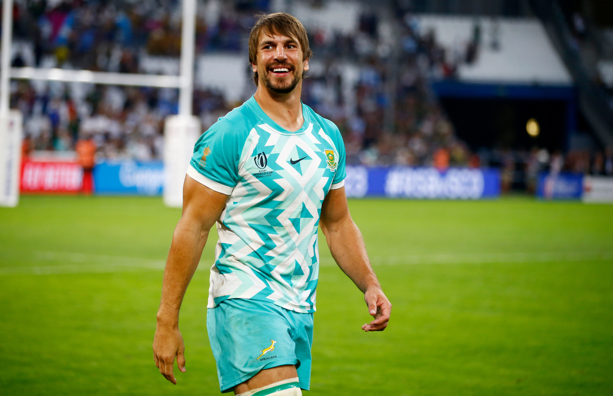 Jones' update signals Etzebeth likely to be fit for Ireland