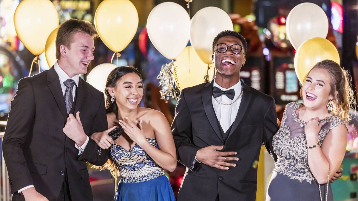 Consumer Corner: Should I put money in a Debs' or Grads card? - Vimarsana News
