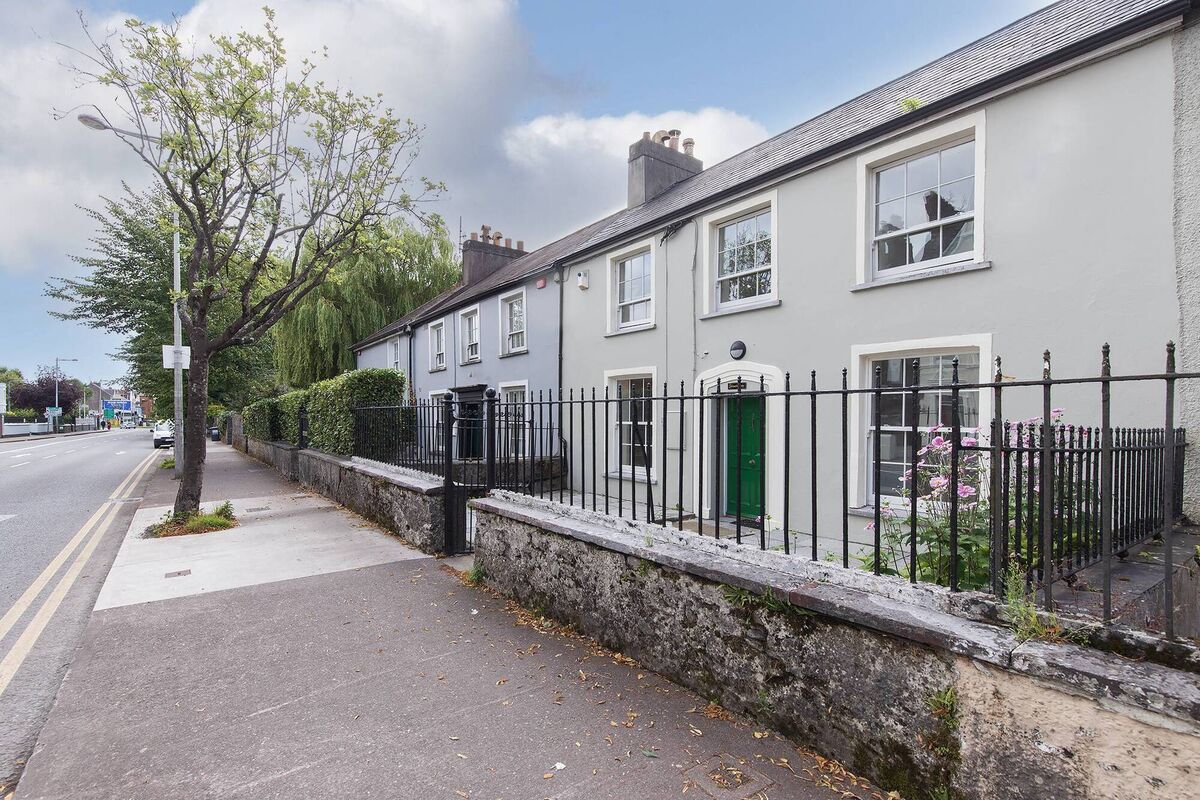 Wearing its age with pride: 3 Western Road Cork city for sale with Niamh Smith of Absolute Property 