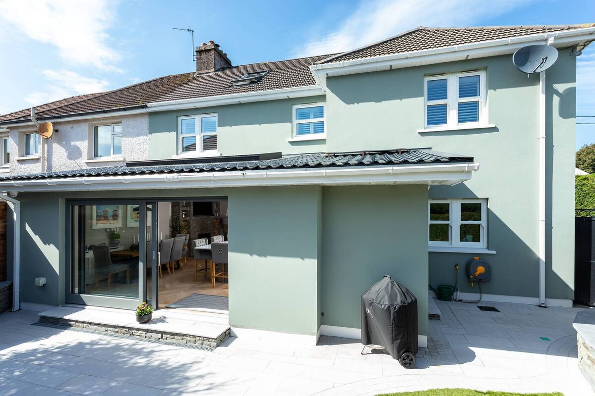 Rear extension Rear extension