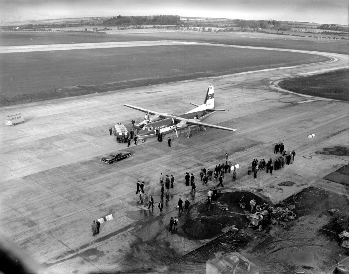 A photo of the first plane to land at Cork Airport on June 12, 1961.  Picture: Irish Examiner Archives