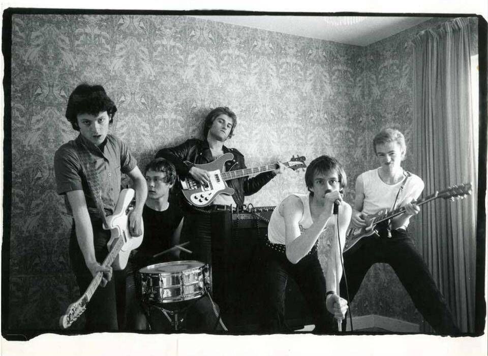 The Radiators from Space, original line-up 1975-77: Pete Holidai, Jimmy Crashe, Mark Megaray, Steve Rapid, Philip Chevron.  