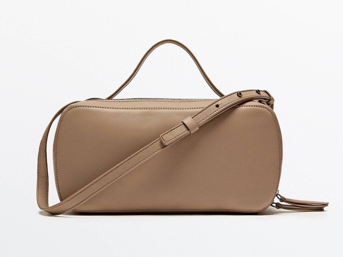 Rectangular Nappa leather camera bag, MD, €89.95