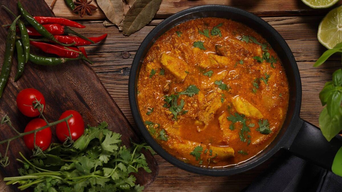 Top 8: These chicken curries are a great alternative for Friday night takeaways - Vimarsana News
