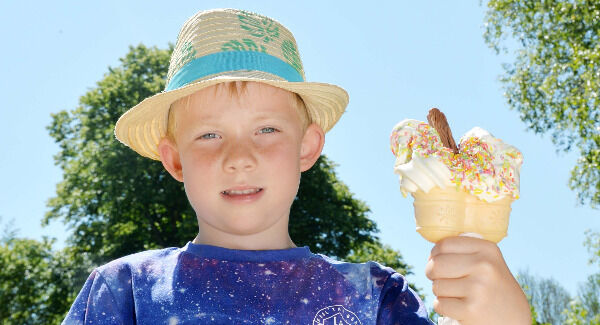 Jake Shakeshaft enjoying an ice cream at Fitzgerald’s Park, Cork, during the current heatwave. Picture: Denis Minihane Jake Shakeshaft enjoying an ice cream at Fitzgerald’s Park, Cork, during the current heatwave. Picture: Denis Minihane