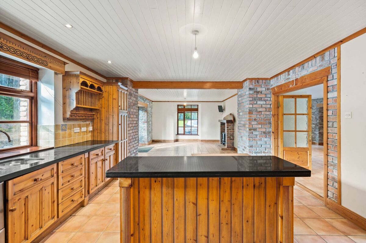 Kitchen with granite worktops