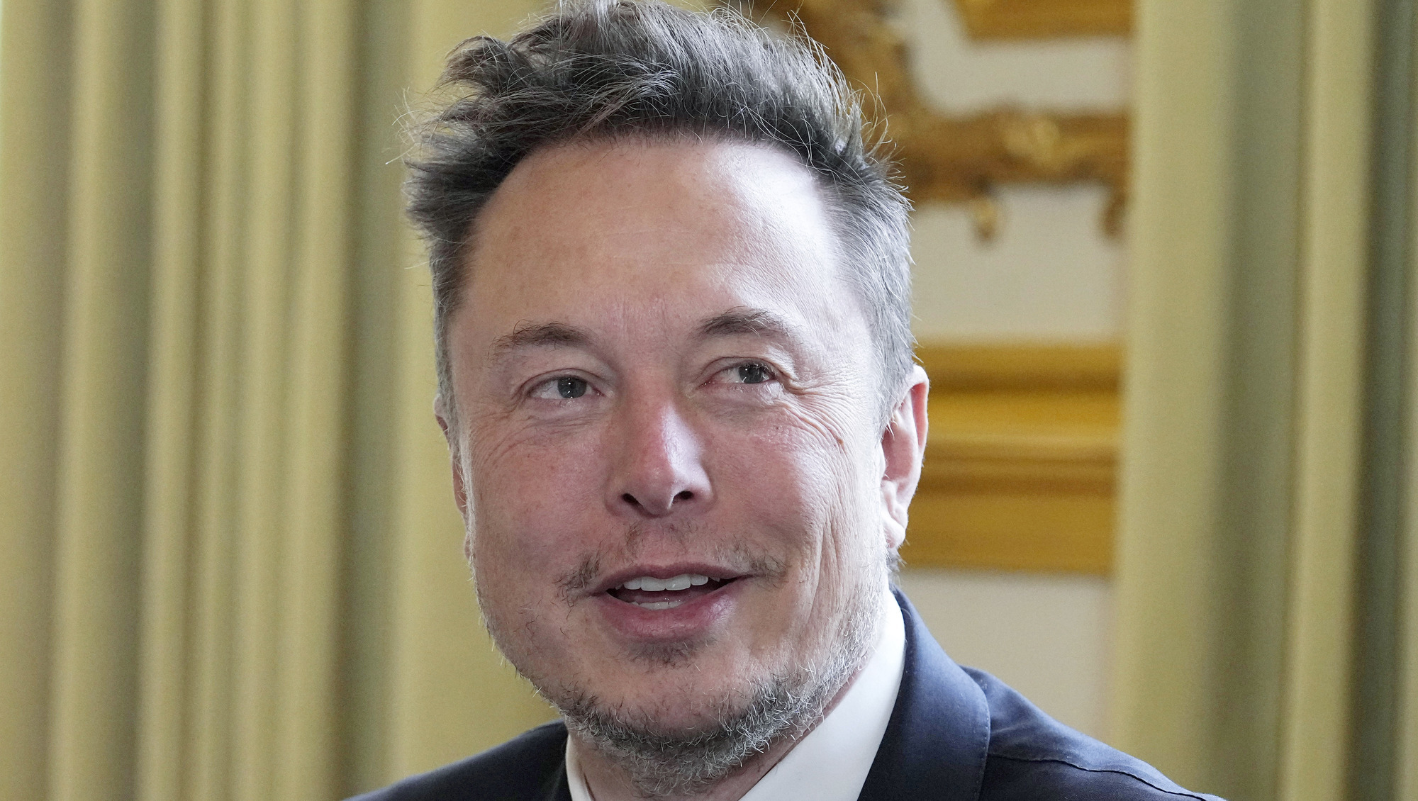 Book review: Elon Musk’s reputation brings the hype to this grim biography