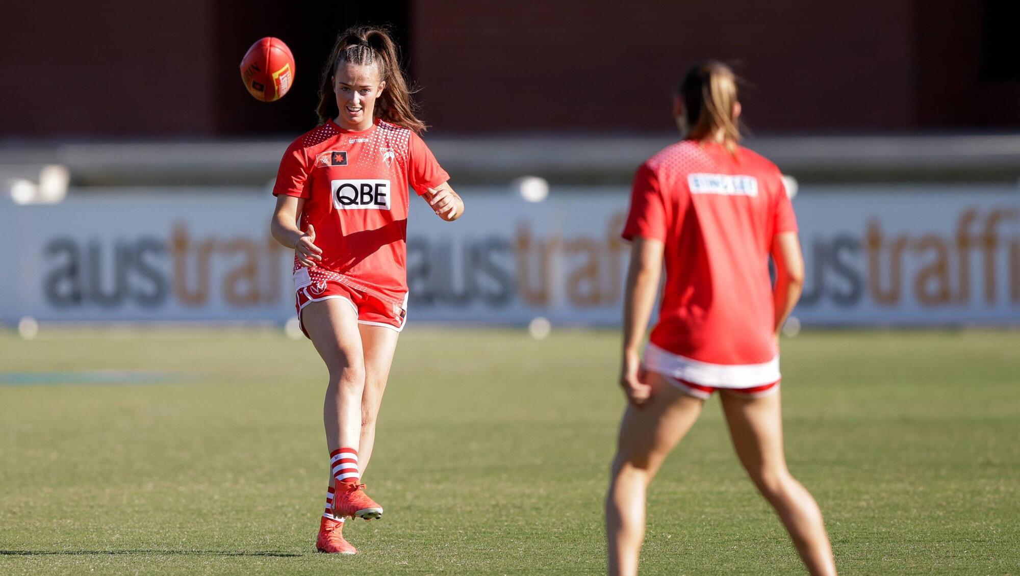 Red, white and green: Paris McCarthy's Sydney dream feels a lot like home