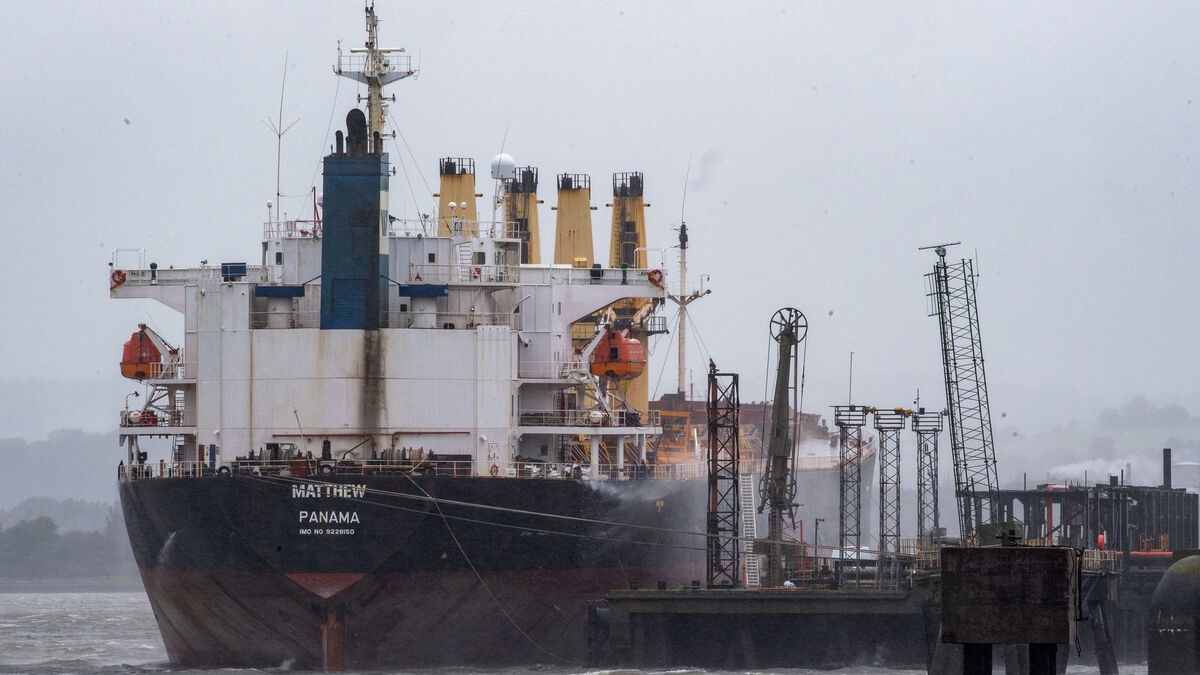 Cocaine cargo ship must have made multiple drop-offs before Ireland, expert says - Vimarsana News