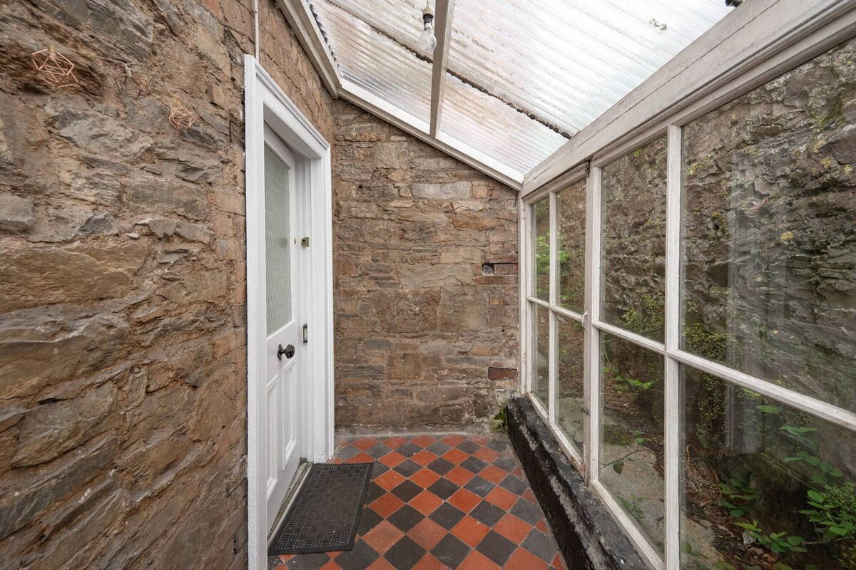 Side porch entrance to 5 Wilton Villas
