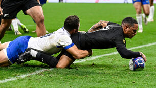 <p>SETTING DOWN A MARKER: Aaron Smith of New Zealand scores a try. Pic: ©INPHO/Photosport/Andrew Cornaga</p>