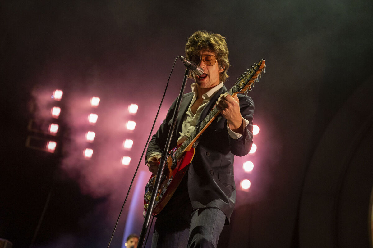 Alex Turner of Arctic Monkeys performs at Ameris Bank Amphitheater, Monday, Sept. 11, 2023, in Alpharetta, Georgia, USA. (Photo by Paul R. Giunta/Invision/AP) Alex Turner of Arctic Monkeys performs at Ameris Bank Amphitheater, Monday, Sept. 11, 2023, in Alpharetta, Georgia, USA. (Photo by Paul R. Giunta/Invision/AP)