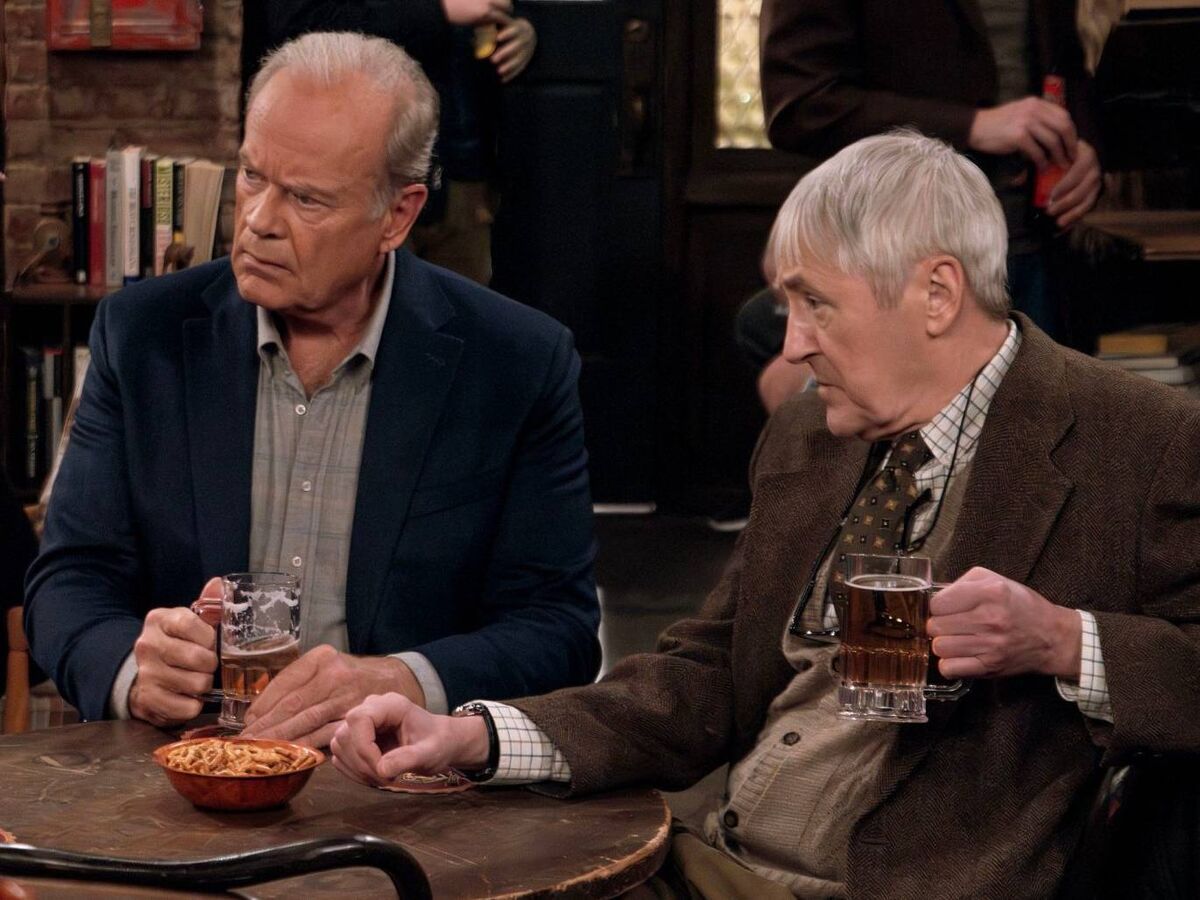 Kelsey Grammer and Nicholas Lyndhurst in Frasier. Kelsey Grammer and Nicholas Lyndhurst in Frasier.
