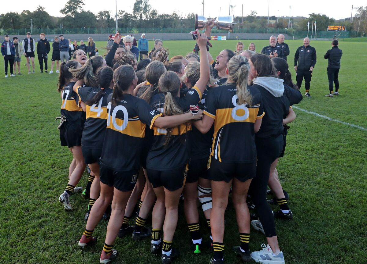 Mourneabbey celebrate their win. Mourneabbey celebrate their win.