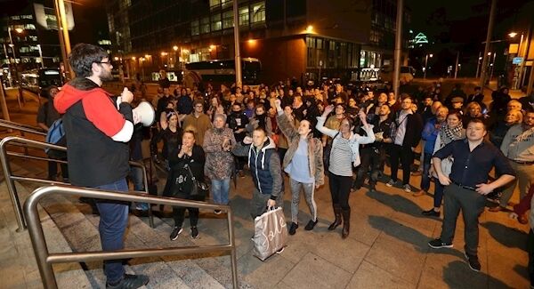 People protesting outside Store Street Garda Station. Pic: Sam Boal/RollingNews.ie