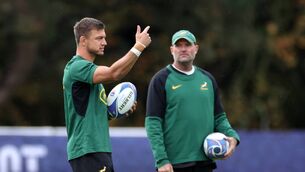 <p>Handre Pollard talks to head coach Jacques Nienaber during the South Africa training session ahead of their Rugby World Cup France 2023 Final against New Zealand. Picture: David Rogers/Getty Images</p>
