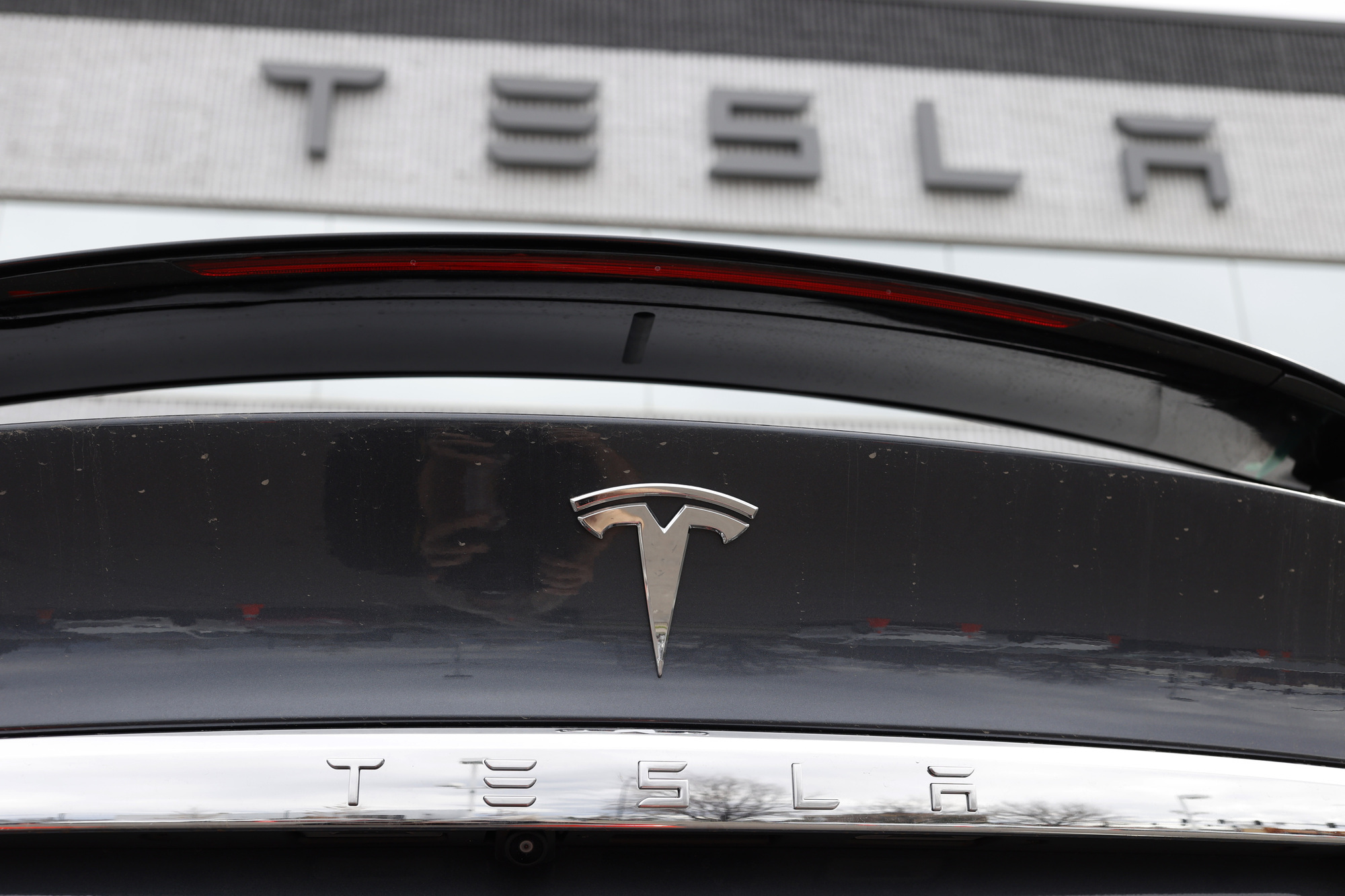 Tesla owner who drove 'no hands' up M50 motorway is cleared of dangerous driving