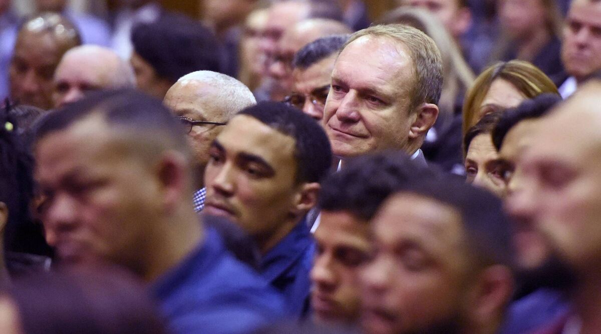 LEADER: Pienaar at the memorial service for former colleague Chester Williams in 2019. Williams passed away at the age of 49 after going into cardiac arrest. 