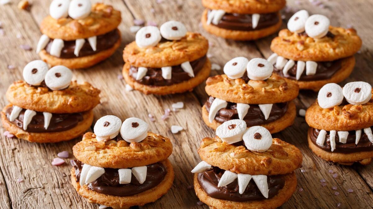 Creepy Cookies