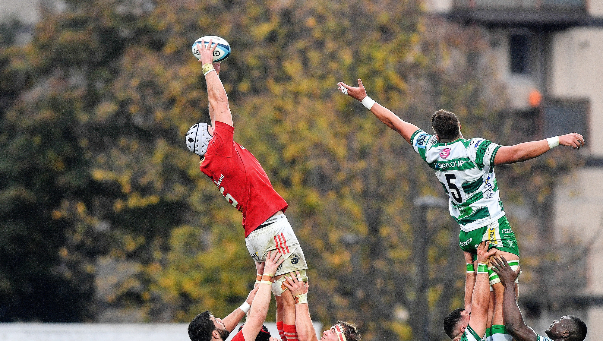 Late converted try earns Munster a draw against Benetton