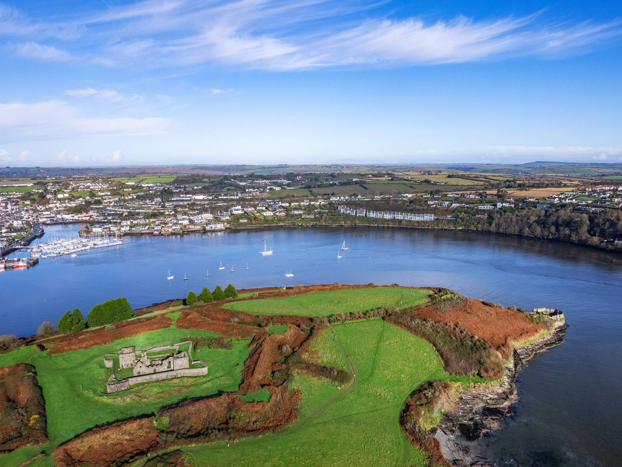 Jet-in and sail-in millionaire  buyers putting the sales in super-hot spot Kinsale