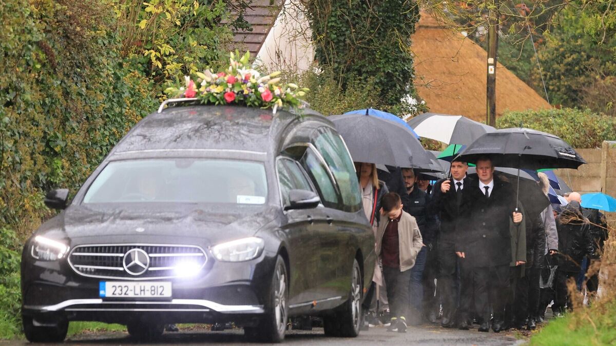 Irish woman shot dead in New York 'stolen' from her family, funeral told - Vimarsana News