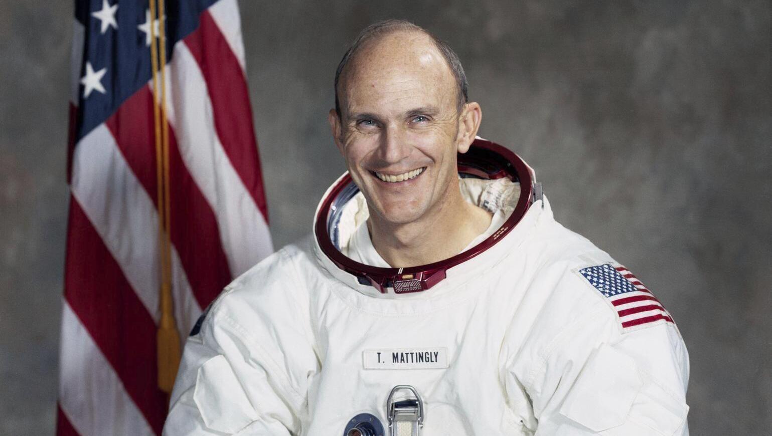 Ken Mattingly, astronaut who helped Apollo 13 crew return to Earth, dies at 87