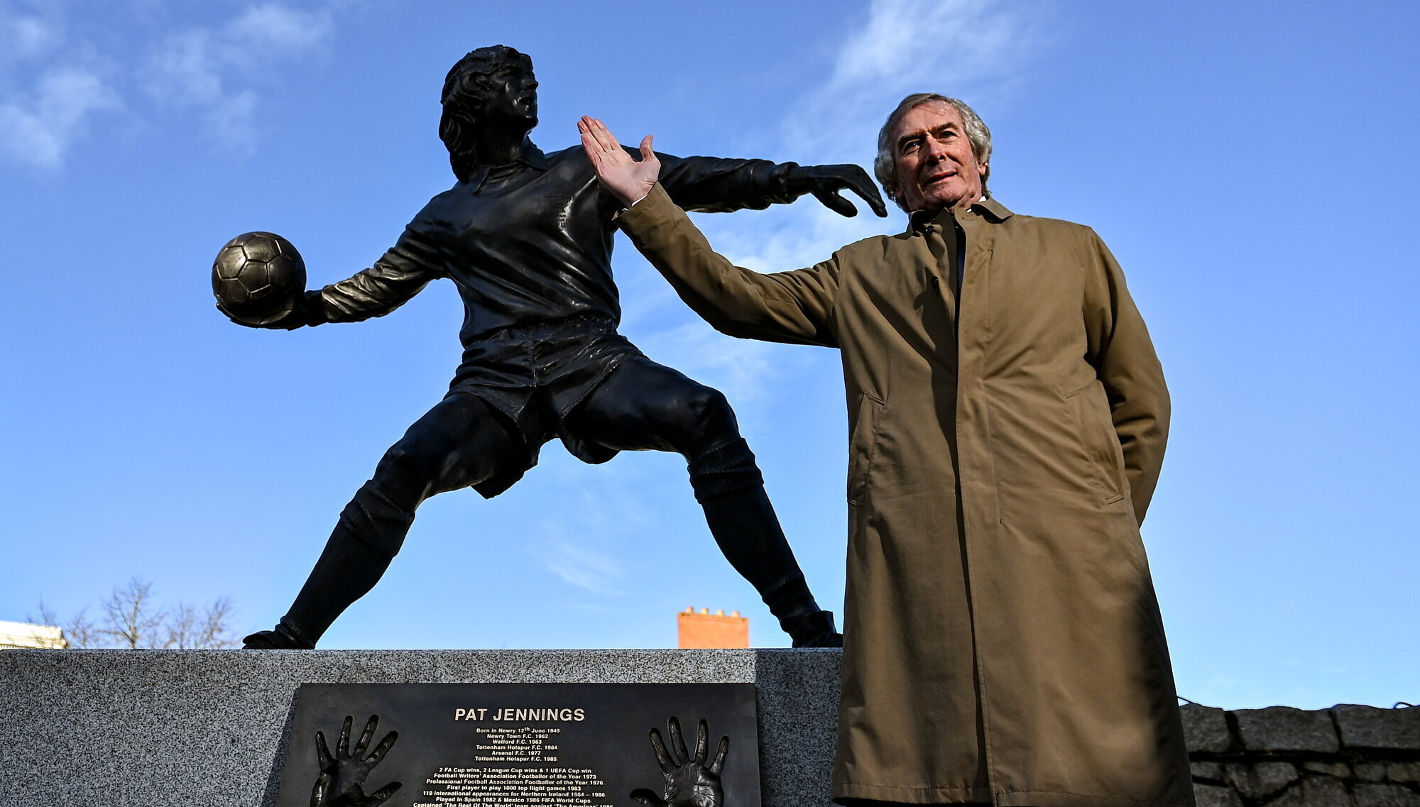 Pat Jennings attends statue unveiling two days after being taken to hospital 
