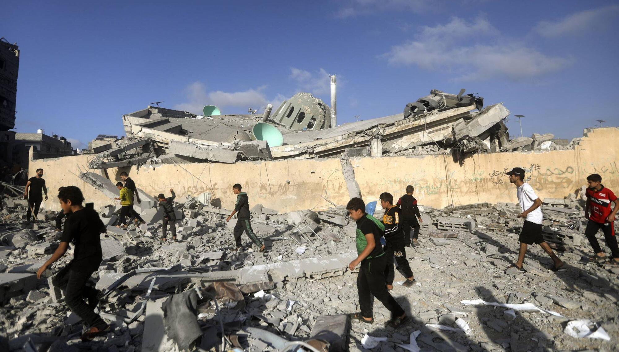 Paul Rogers: Israel-Hamas war shows there are no military solutions to political problems