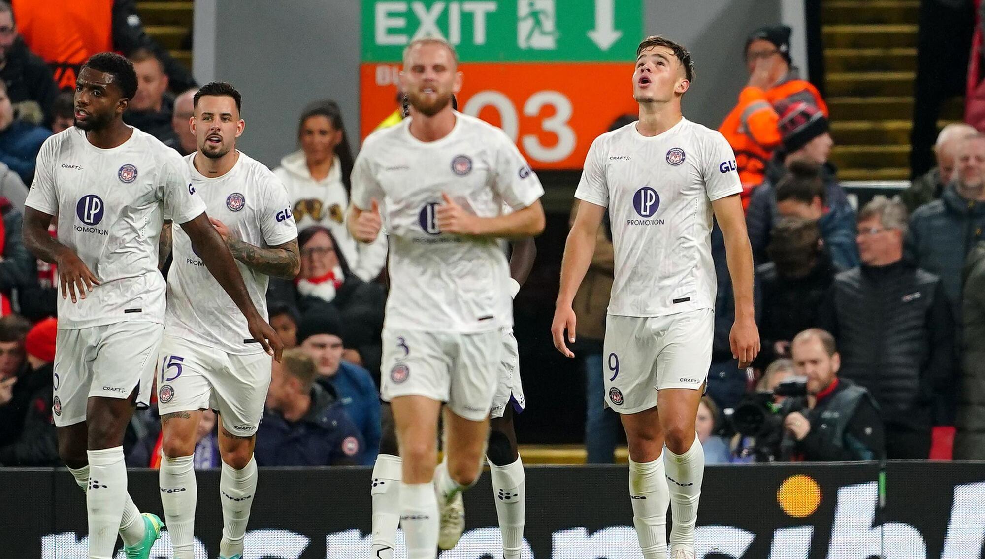Thijs Dallinga in line for Dutch debut after Ronald Koeman dealt double injury blow