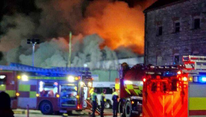 Emergency services battle blaze at Midleton premises